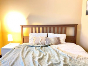 WONDER HOMES Charming Designer 2 flats, 7BR, 4BA, 8ACs, 5 mins to Taksim